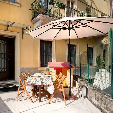 Daire Mimosa House Verona
